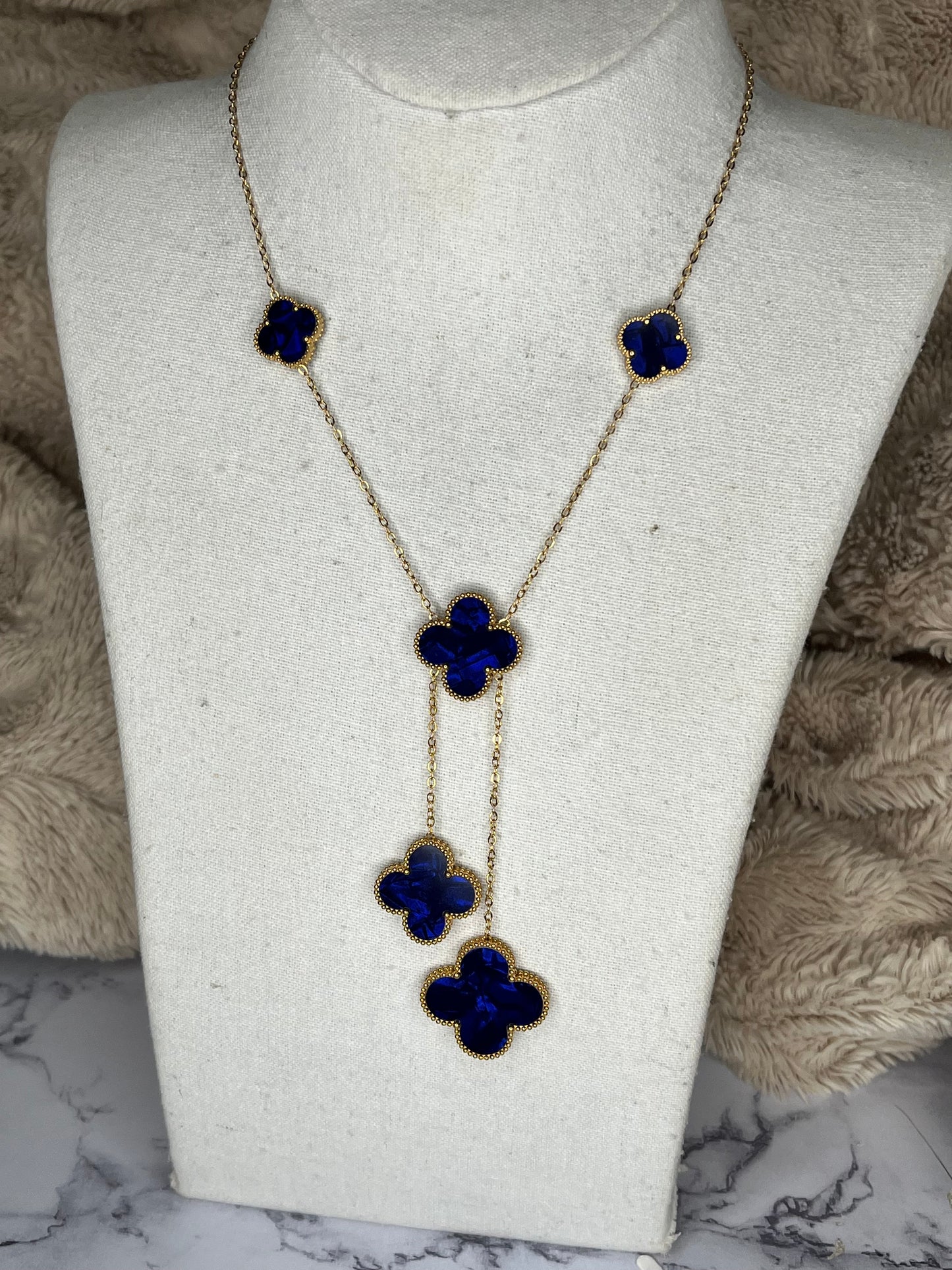 Collier arpels bleu nuit