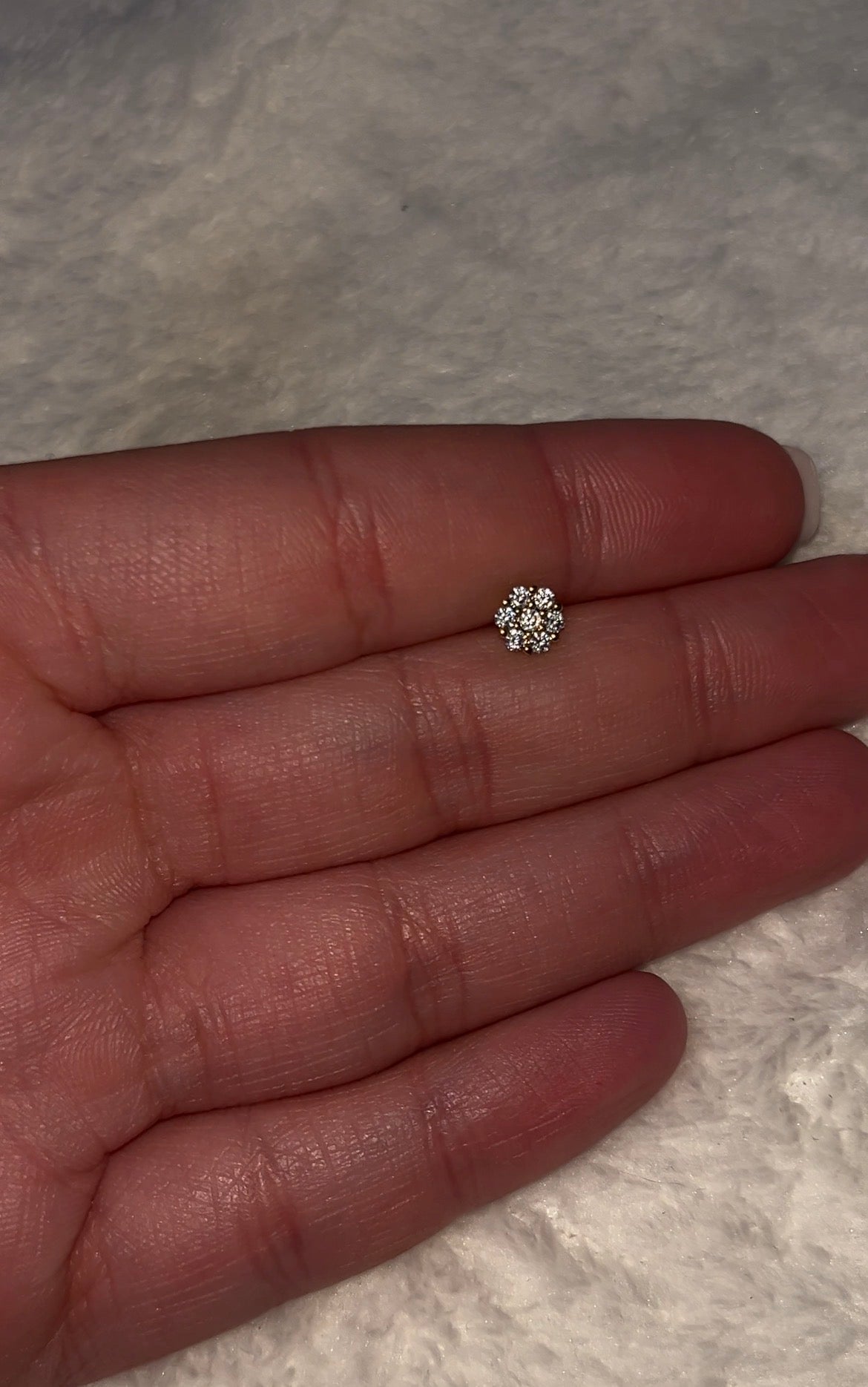 Piercing fleur
