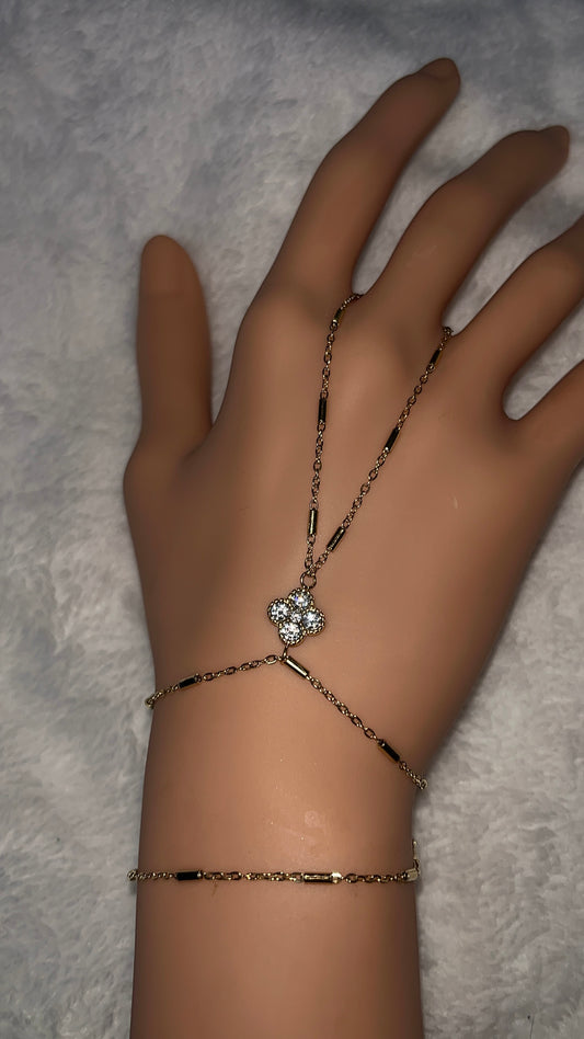 Chaine de main fleur