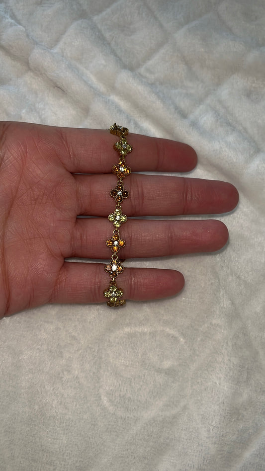 Bracelet fleuri marron