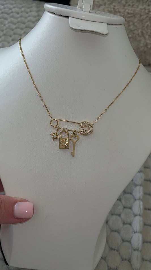Collier epingle cadenas