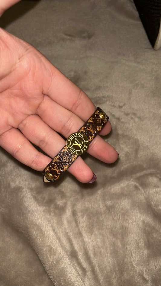 Bracelet ceinture Louis rond